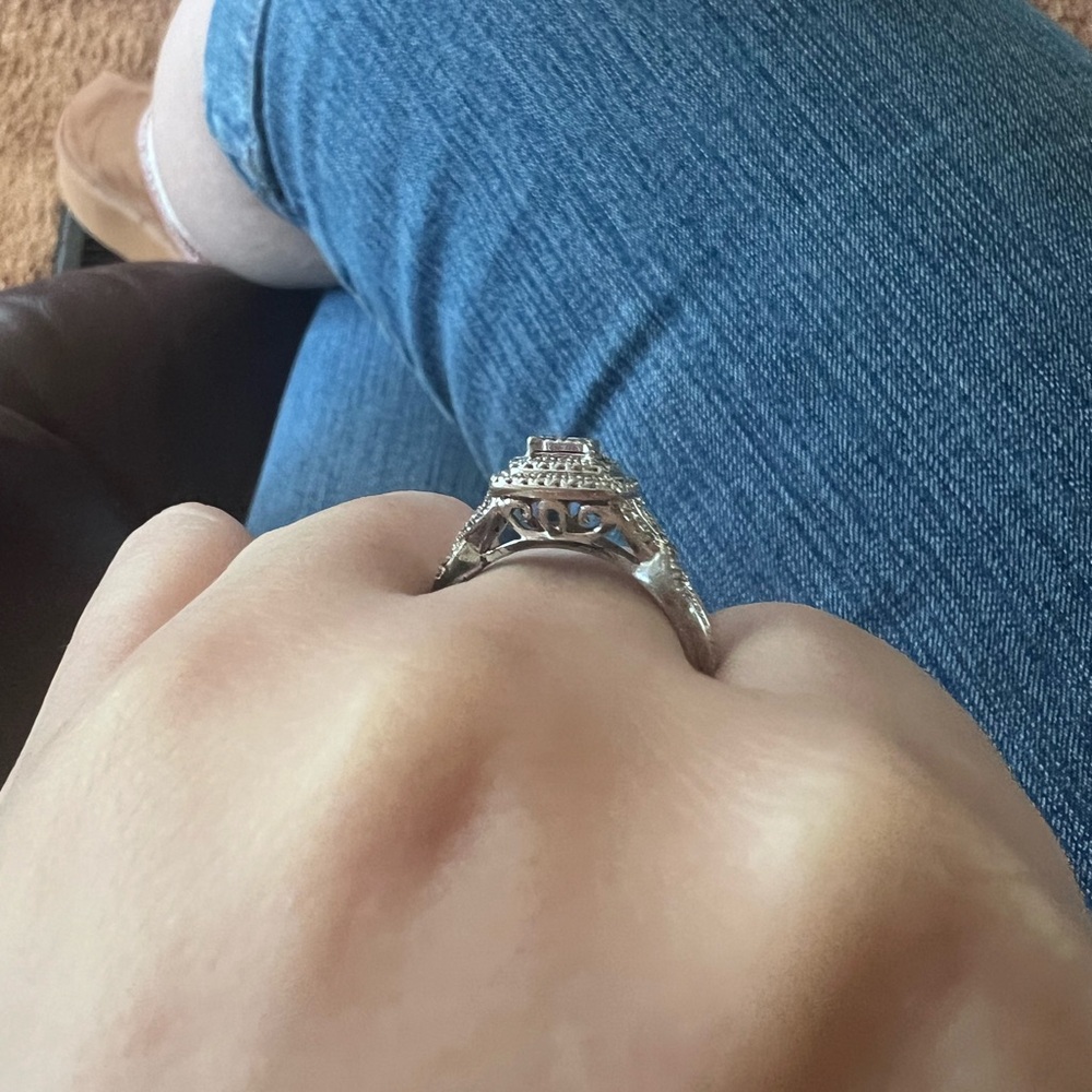 925 Sterling Silver Diamond Halo Setting Wedding
Engagement Ring. - Picture 11 of 17